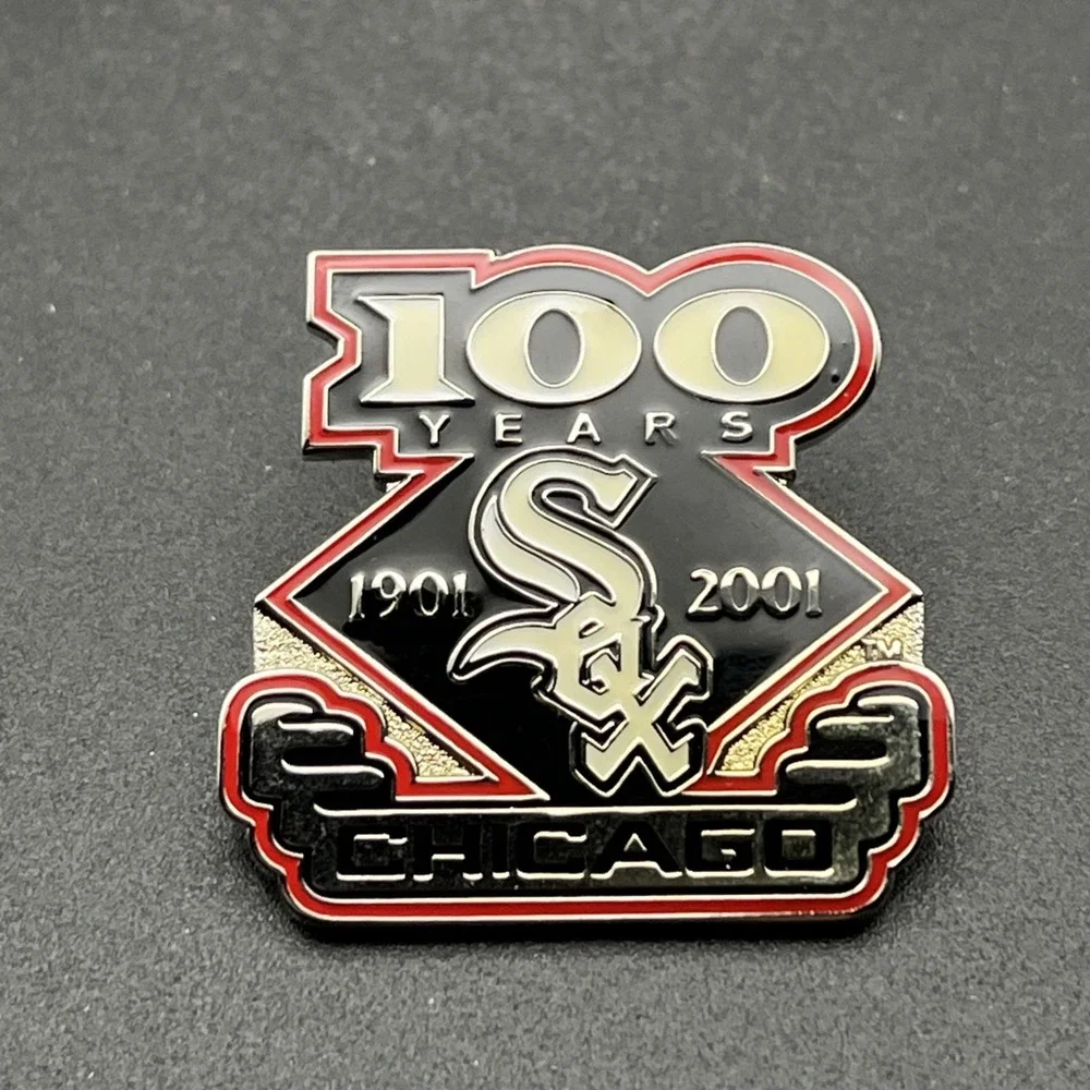 MLB Baseball Chicago White Sox 100‎ Years Lapel Hat Pin